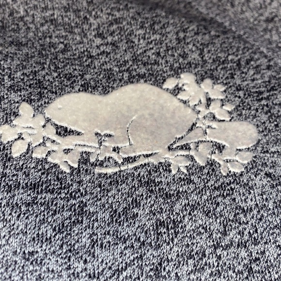 3/$30 Roots Sweater - Picture 5 of 9